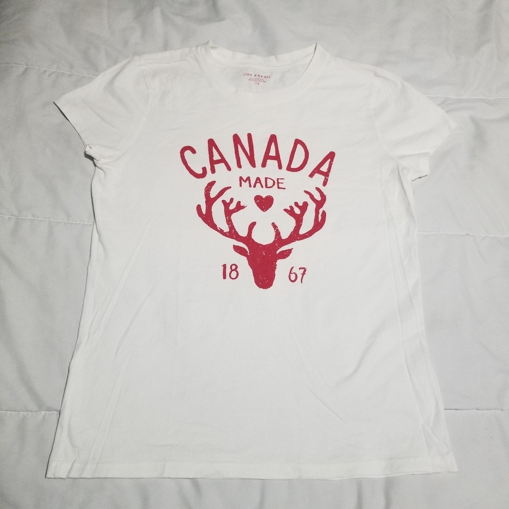 White Canada T-Shirt Size Large